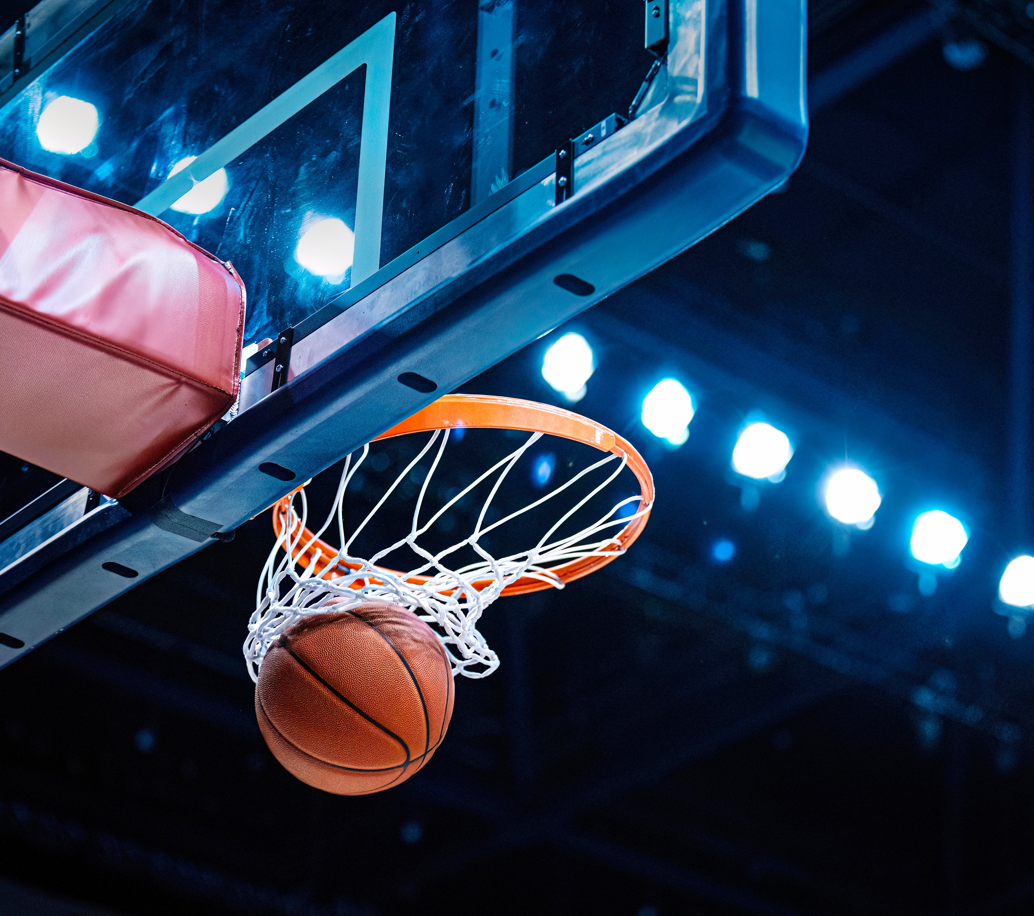 Баскетбольные мячи