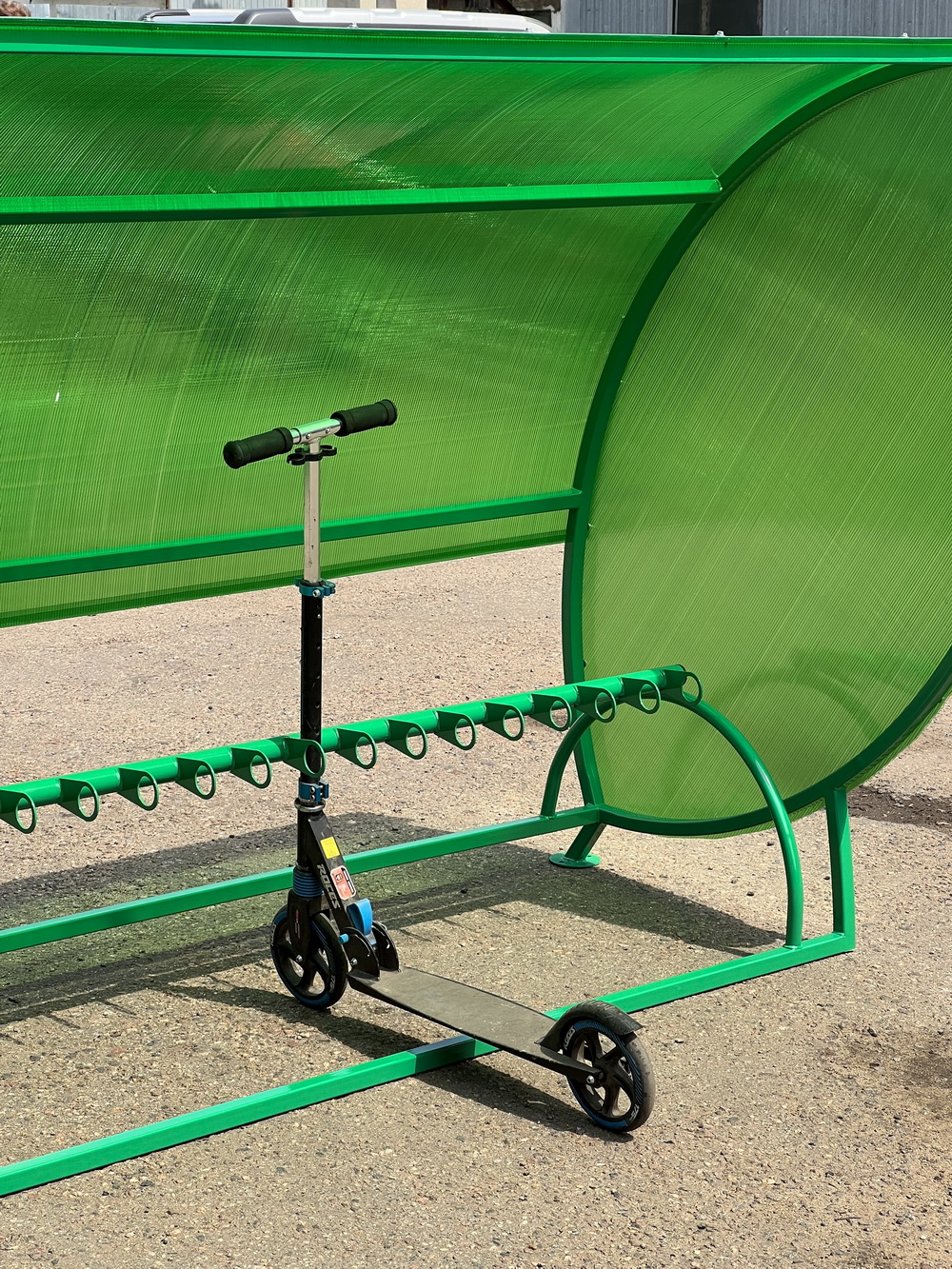 Крытая парковка для самокатов SP11 на 17 мест