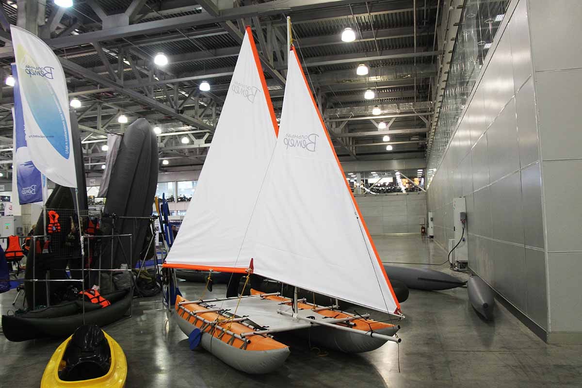 Катамаран двухлойный ВАЛДАЙ 2 парусный