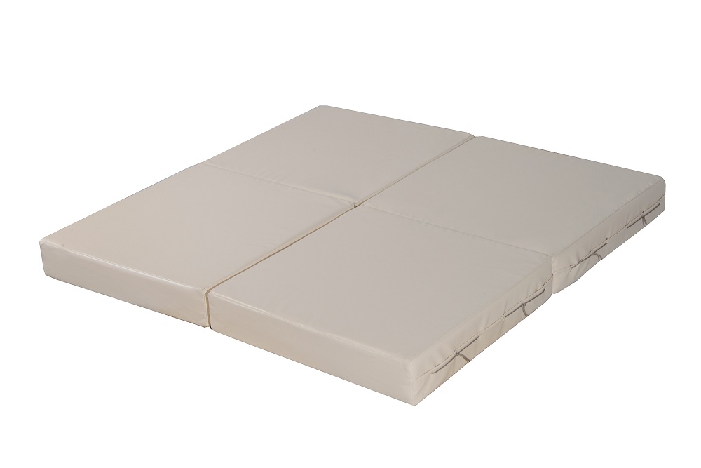 Мат № 11 (100 х 100 х 10) складной 4 сложения бежевый