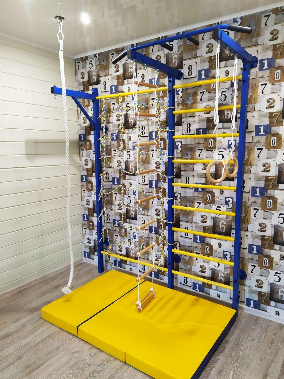 Домашний спортивный комплекс Семейный S1, с сетью для лазания, турником и кронштейном под грушу.