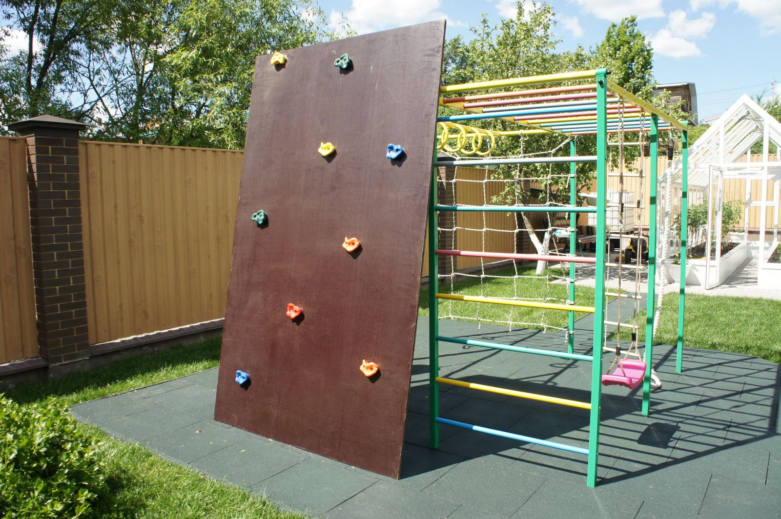 Детский комплекс "Лемур"