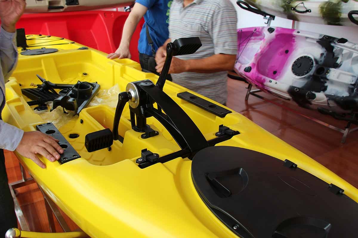 Каяк ПИЛИГРИМ с педальным приводом RST