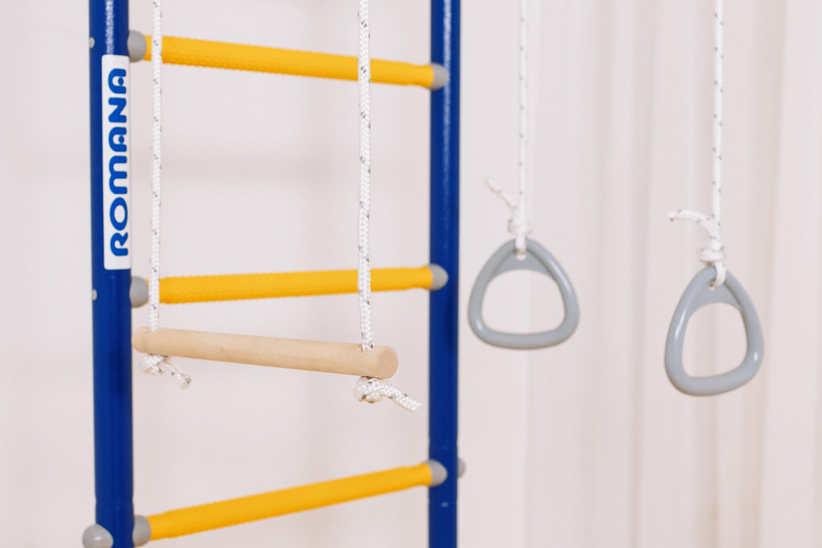 Шведская стенка R2 Romana (01.20.7.06.490.02.00-11) зеленое яблоко