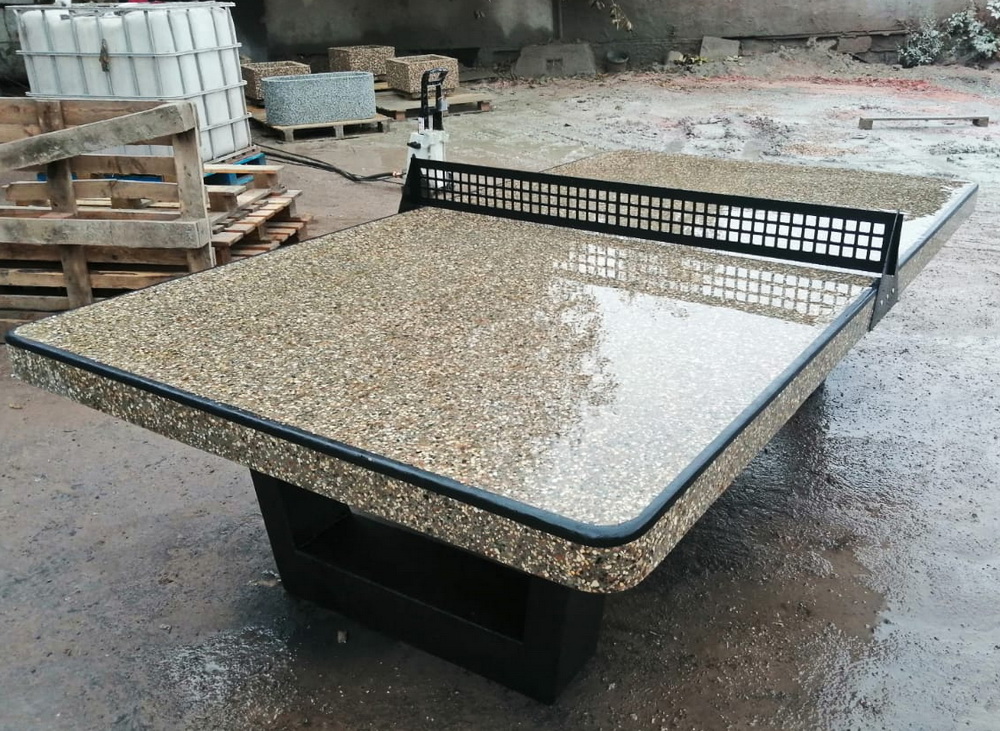 Стол теннисный уличный из бетона