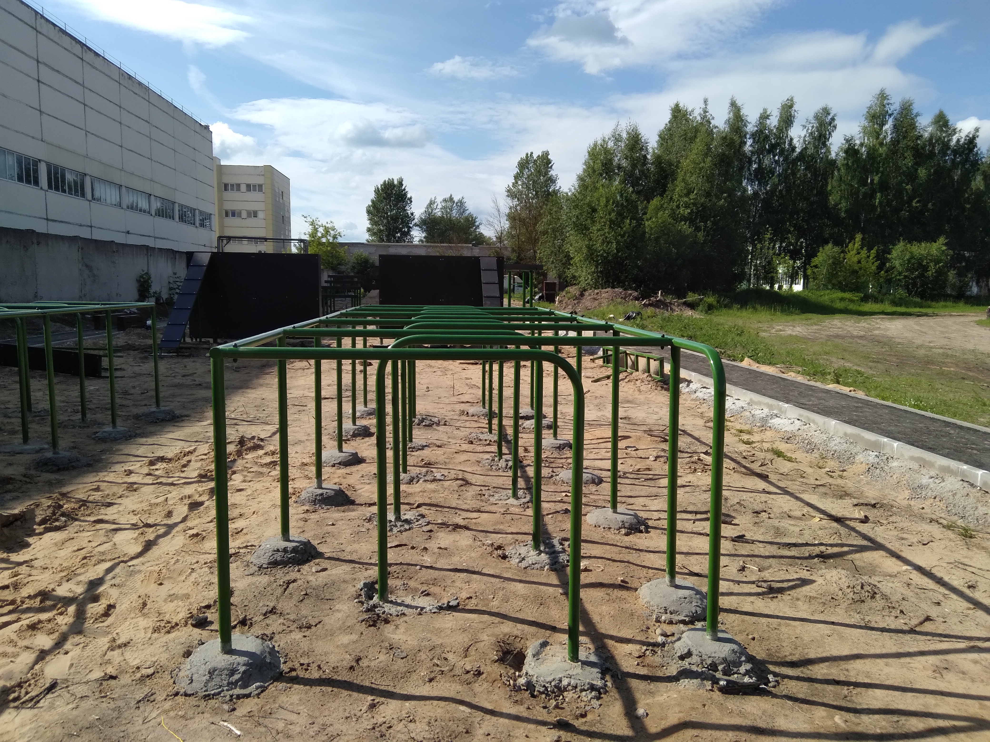 Монтаж полосы препятствий для военного колледжа