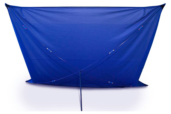 Экран: устройство для улавливания мячей.