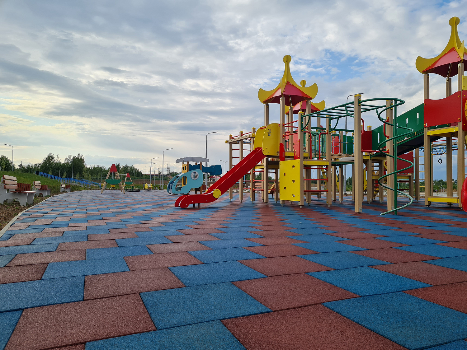 Сооружение детских игровых площадок