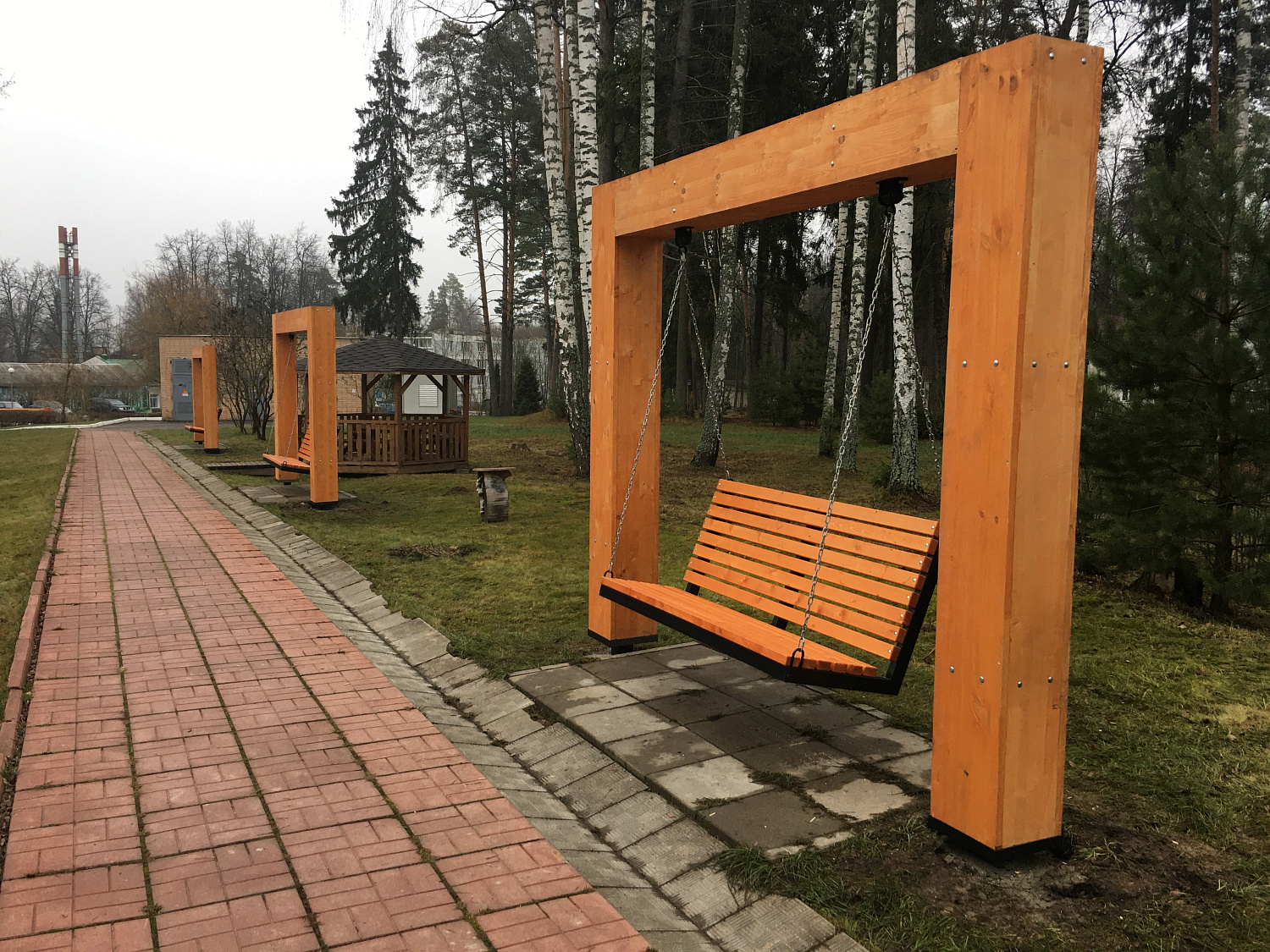 Сборка и установка МАФ и другого уличного оборудования